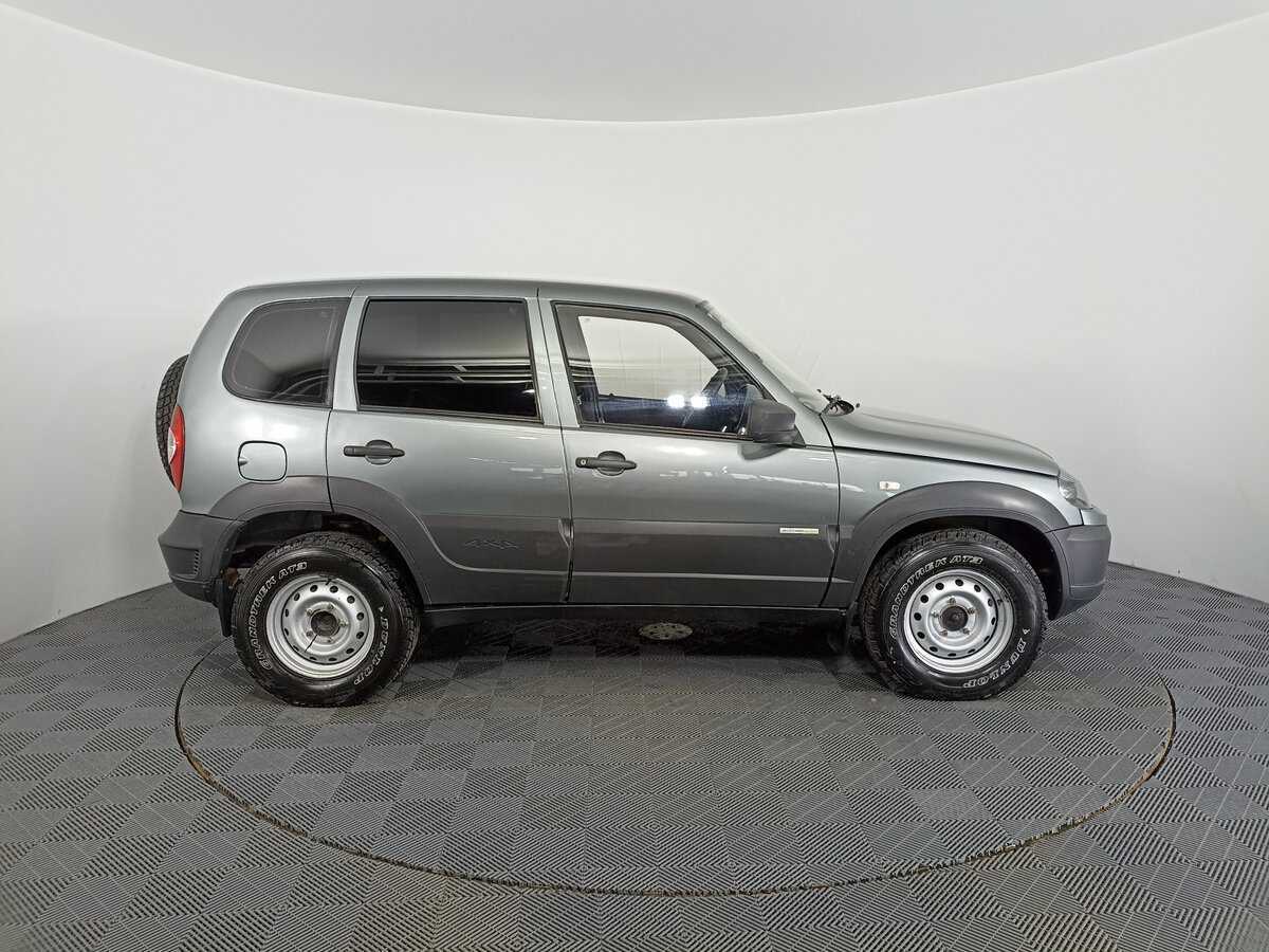 Chevrolet Niva, 2014 - фото №4