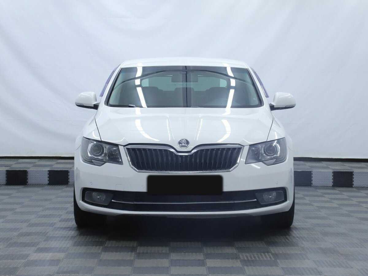 Skoda Superb, 2013 - фото №2
