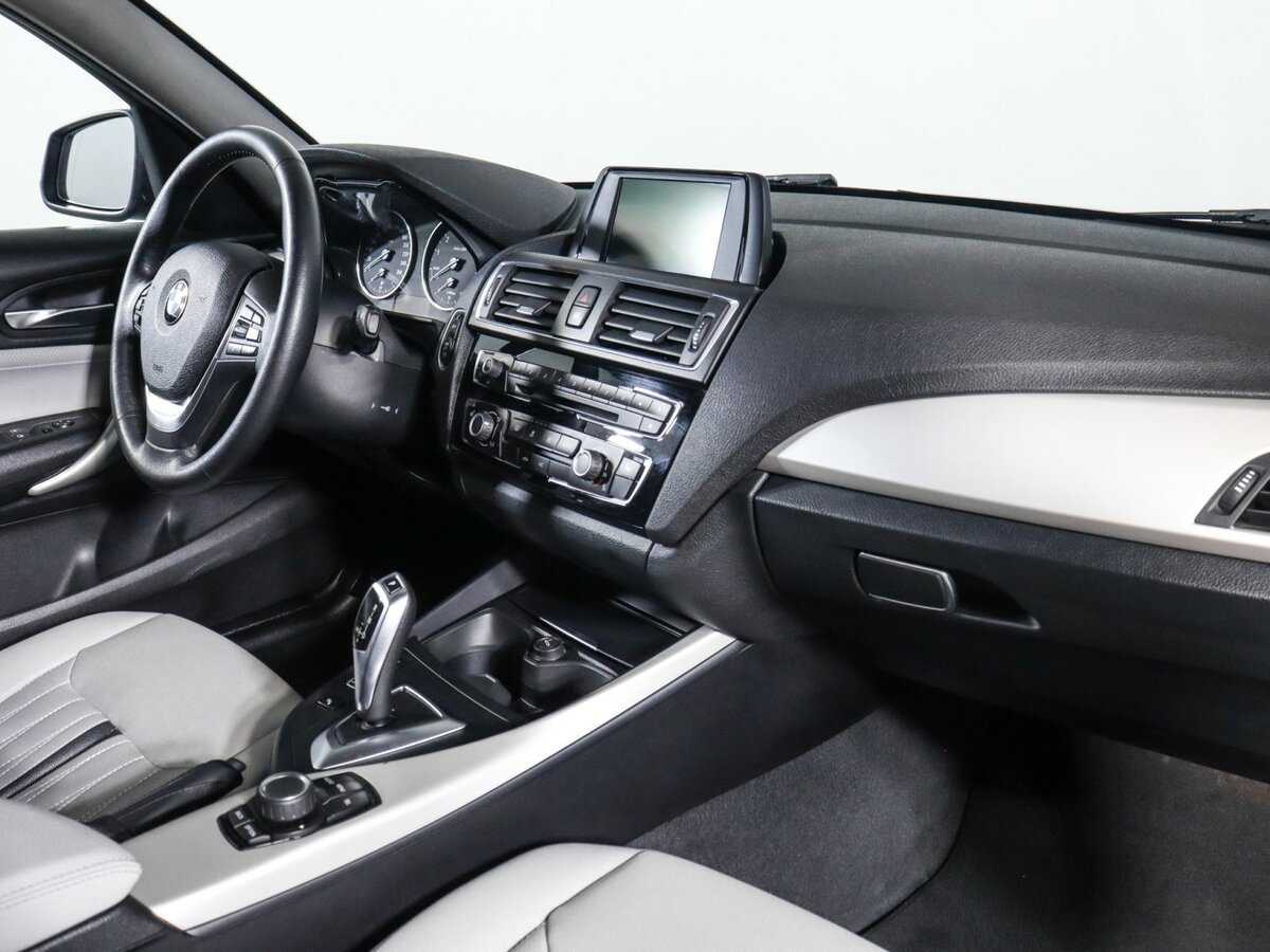BMW 1 серии 118i, 2017 - фото №4
