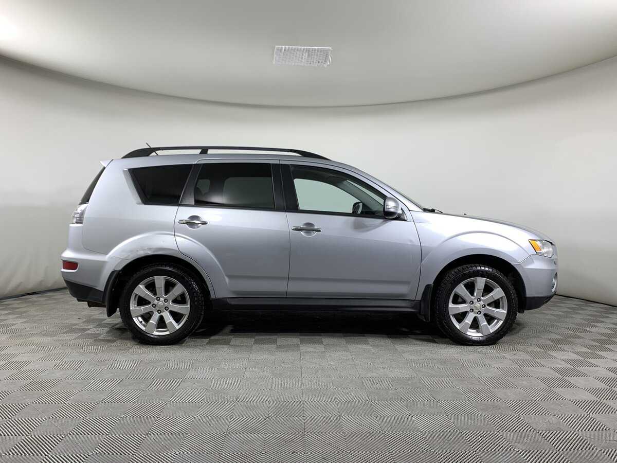 Mitsubishi Outlander, 2012 - фото №4