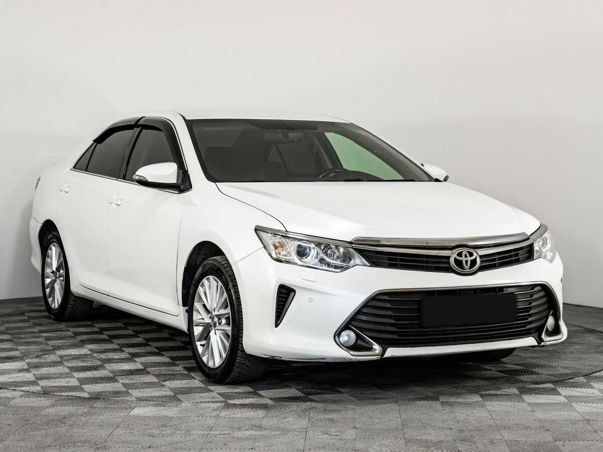 Toyota Camry, 2015 - фото №3