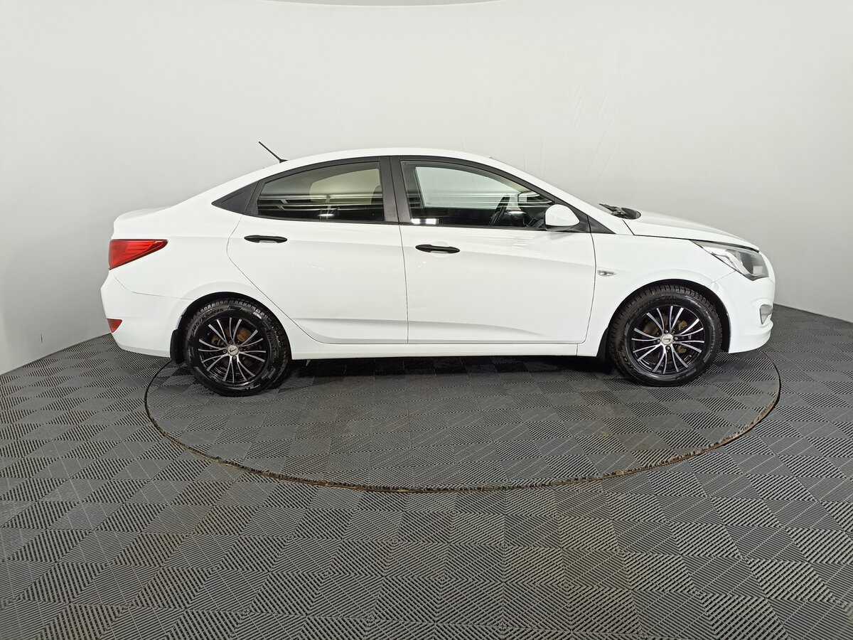 Hyundai Solaris, 2015 - фото №4