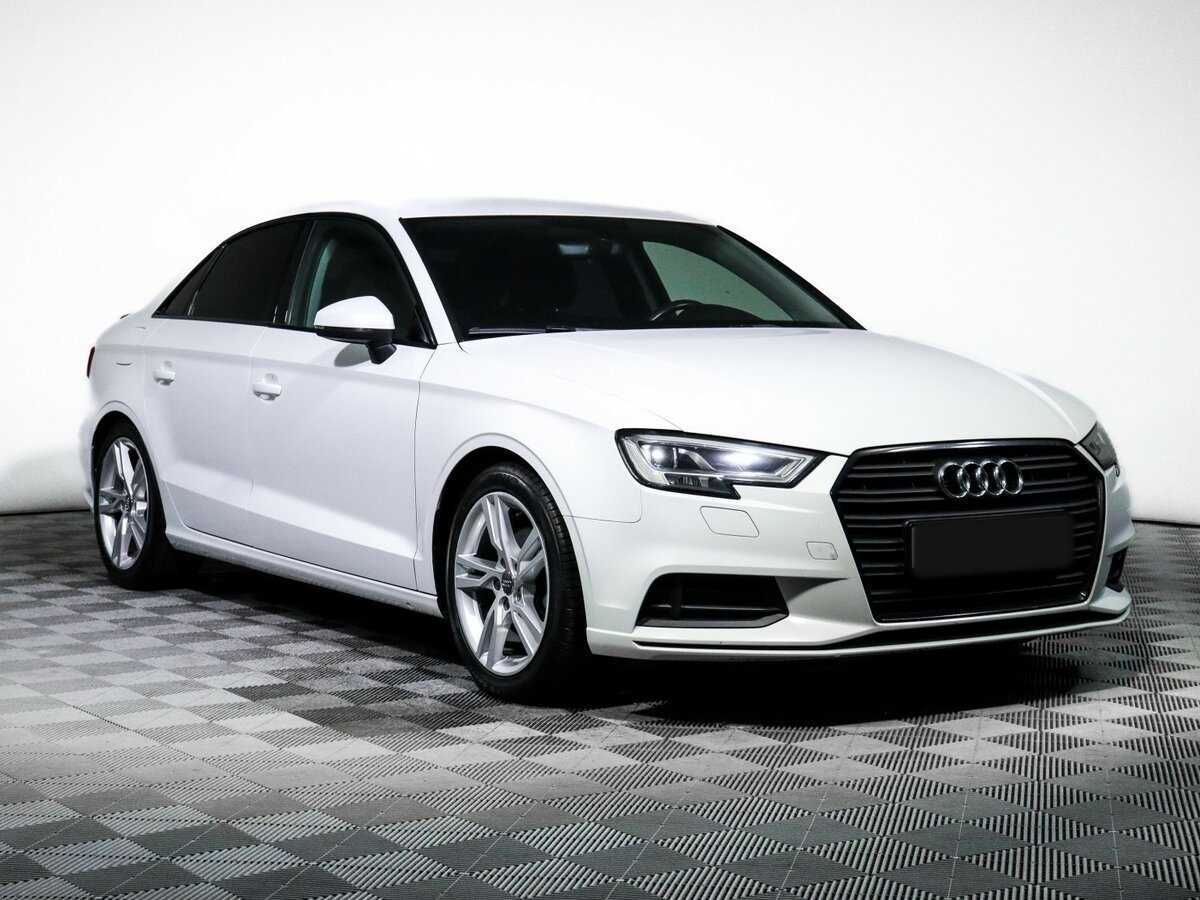 Audi A3, 2018 - фото №3