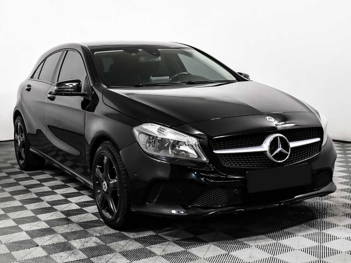 Mercedes-Benz A-Класс 180, 2017 - фото №3