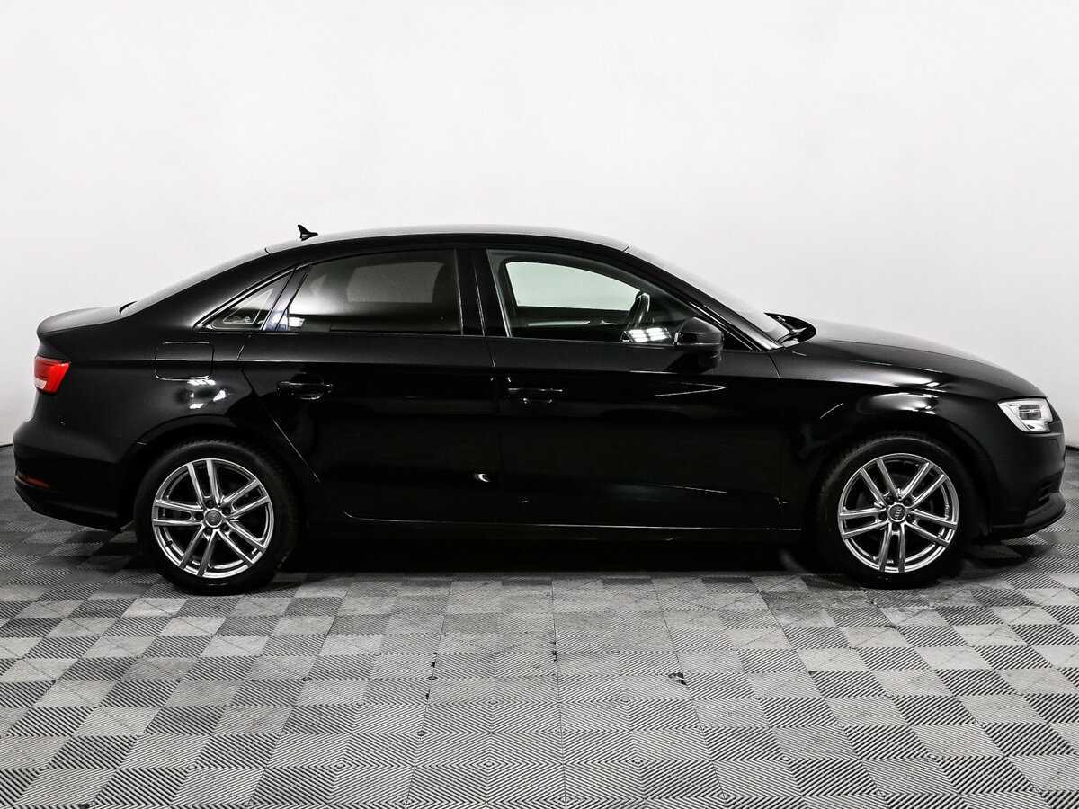Audi A3, 2017 - фото №4