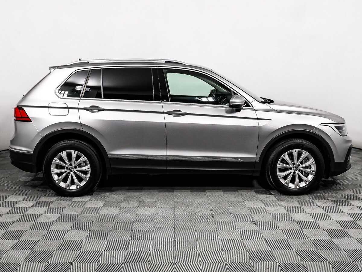 Volkswagen Tiguan, 2020 - фото №4