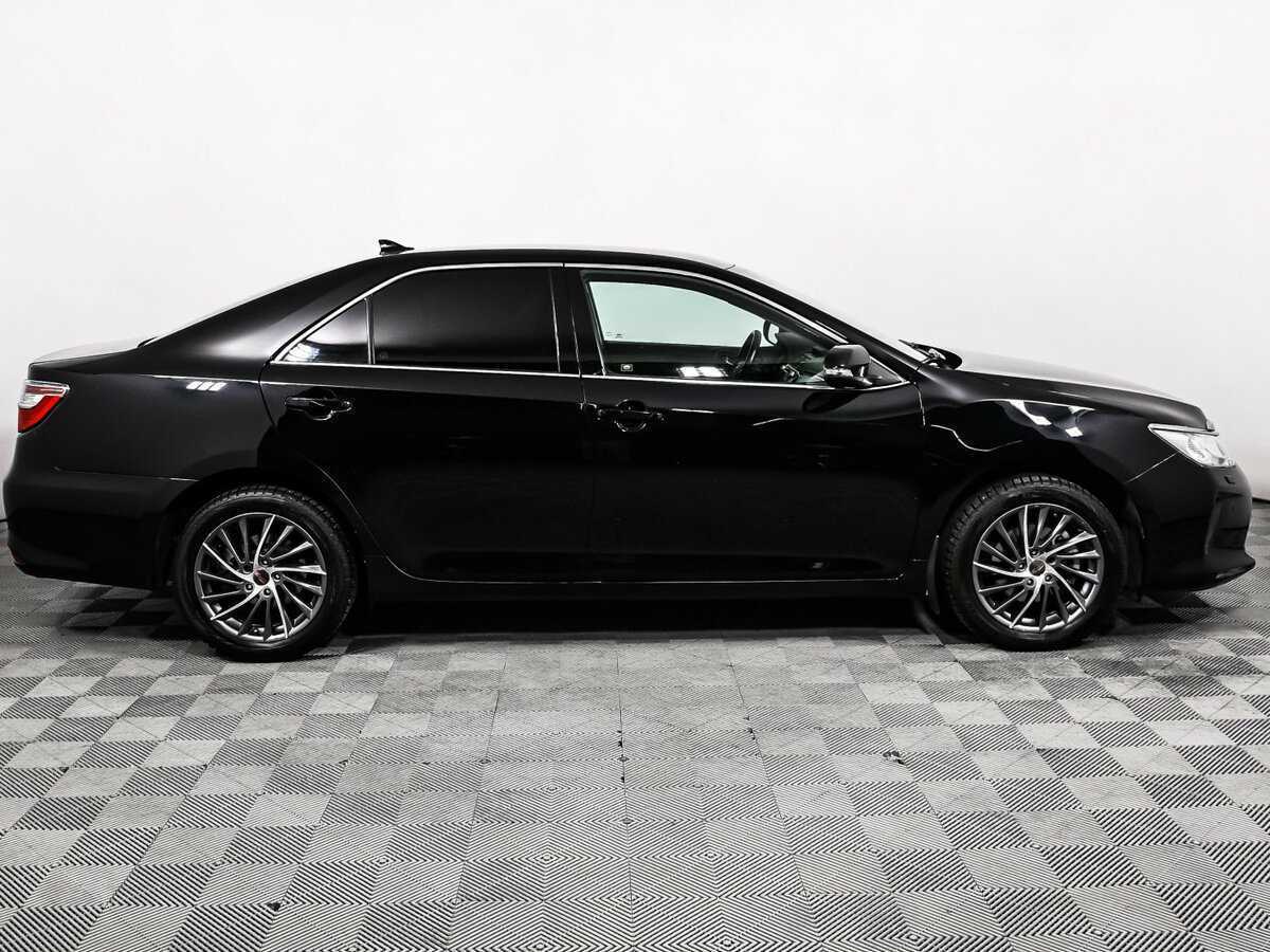 Toyota Camry, 2018 - фото №4