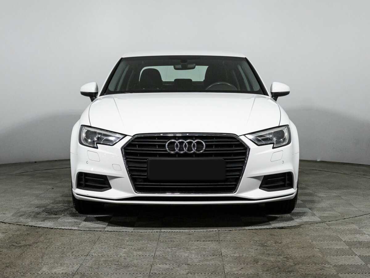 Audi A3, 2019 - фото №2