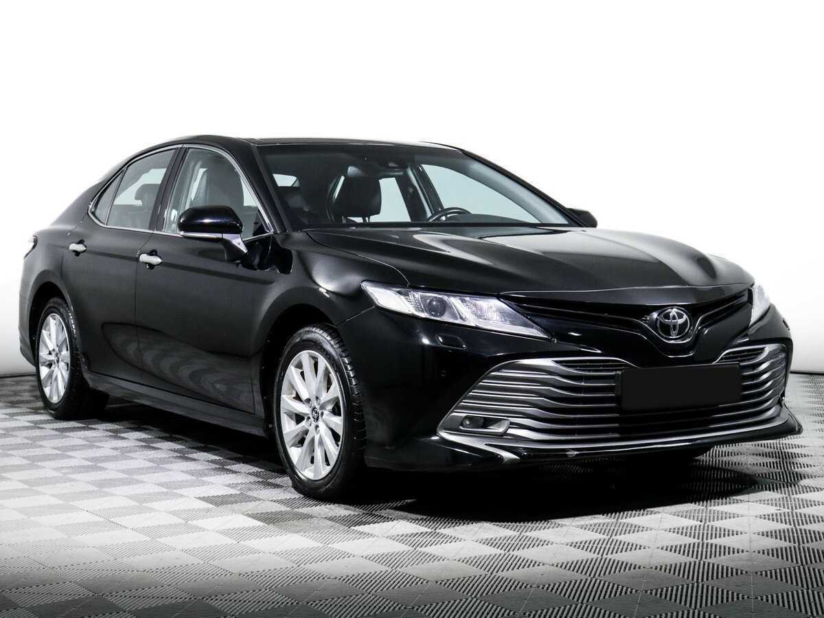 Toyota Camry, 2019 - фото №3