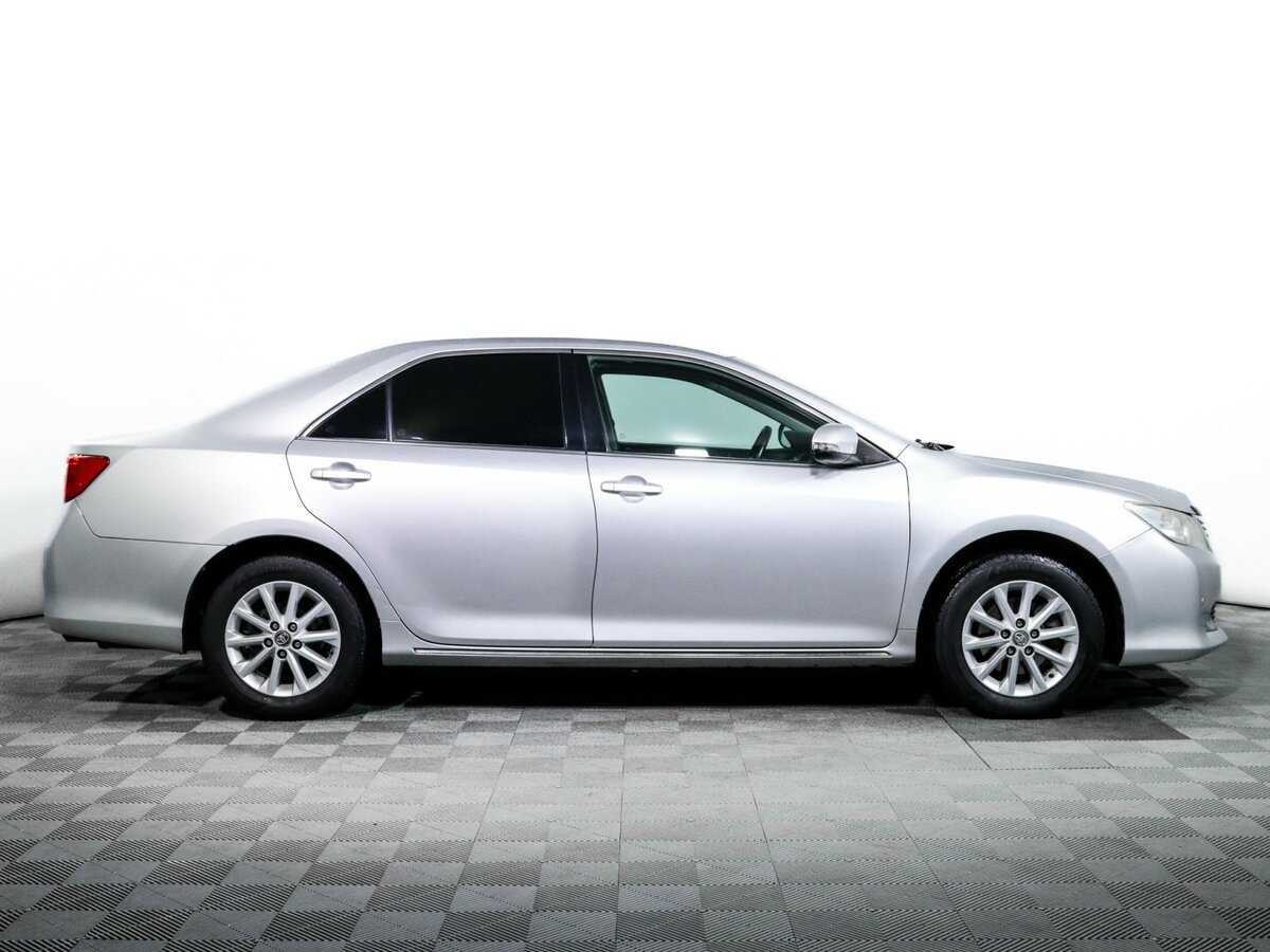 Toyota Camry, 2013 - фото №4