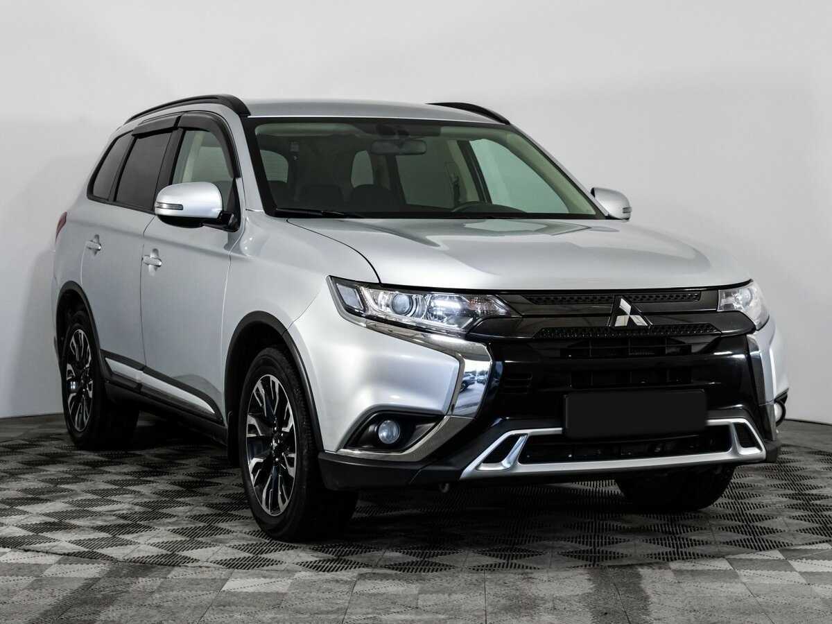 Mitsubishi Outlander, 2021 - фото №3