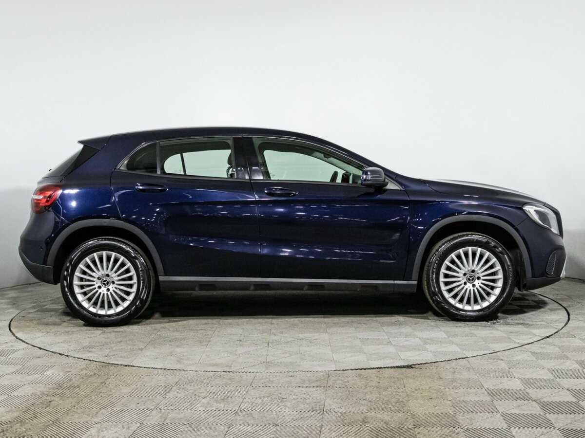 Mercedes-Benz GLA 200, 2017 - фото №4
