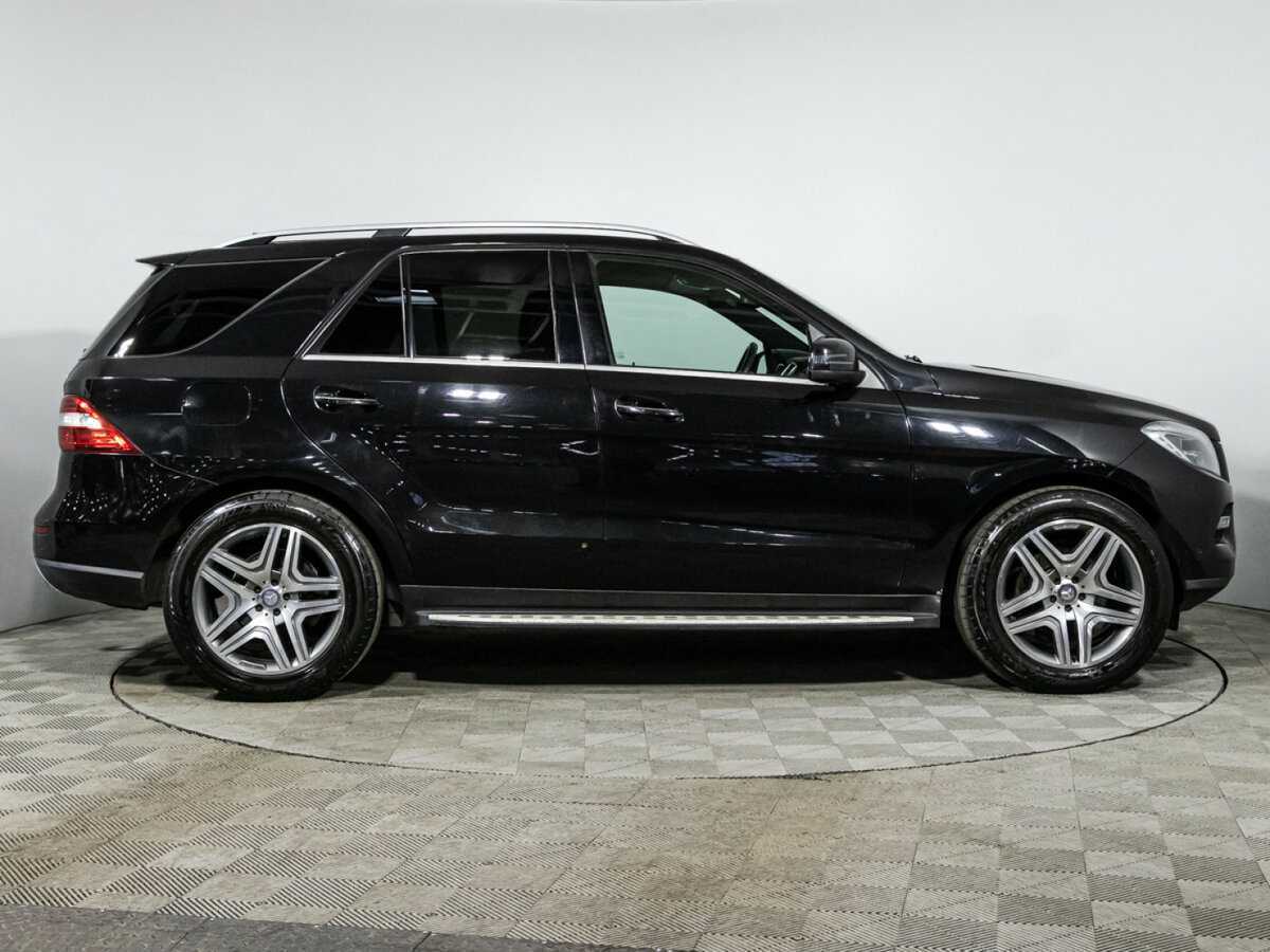 Mercedes-Benz M-Класс 350 CDI, 2012 - фото №4