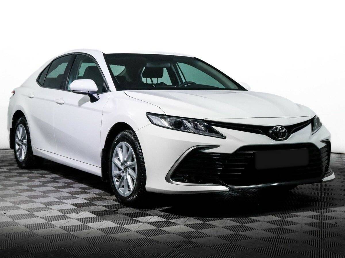 Toyota Camry, 2021 - фото №3