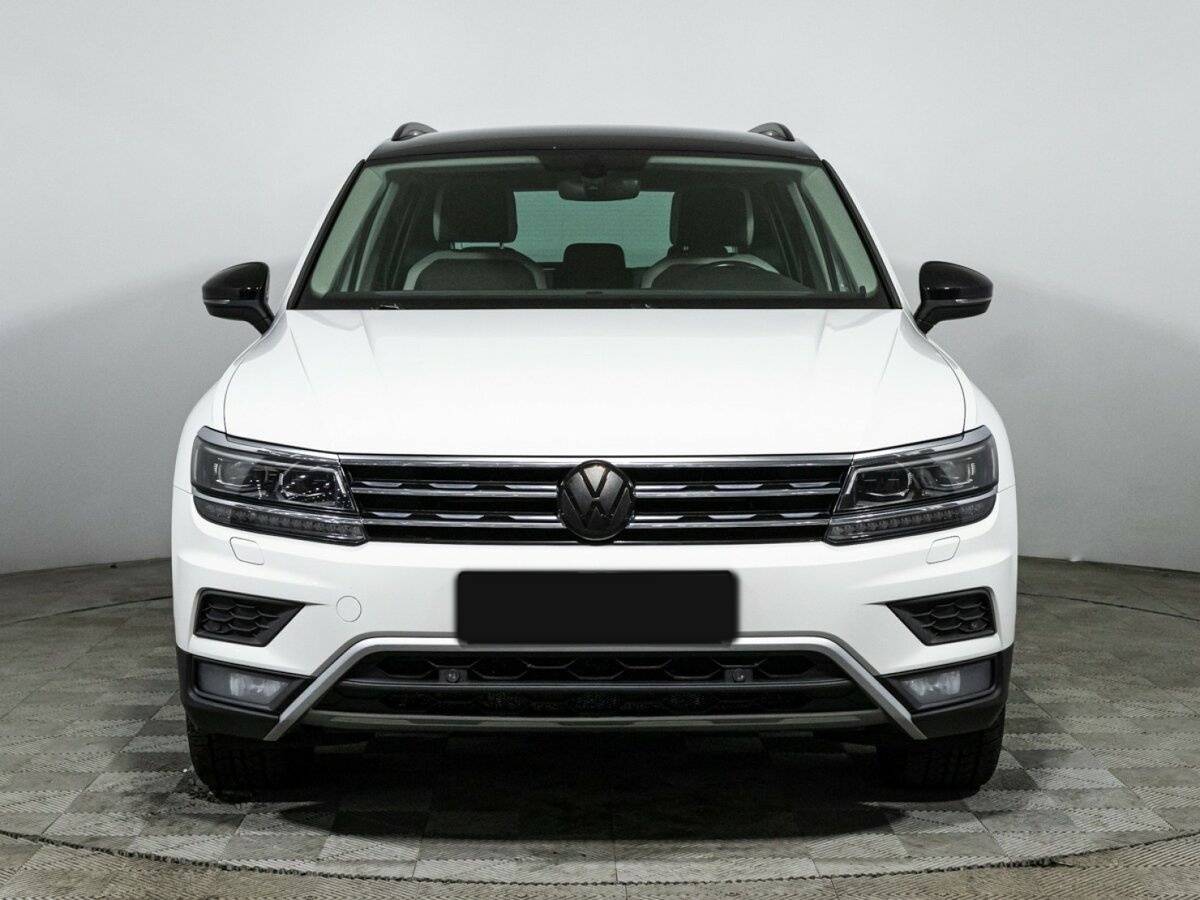 Volkswagen Tiguan, 2018 - фото №2