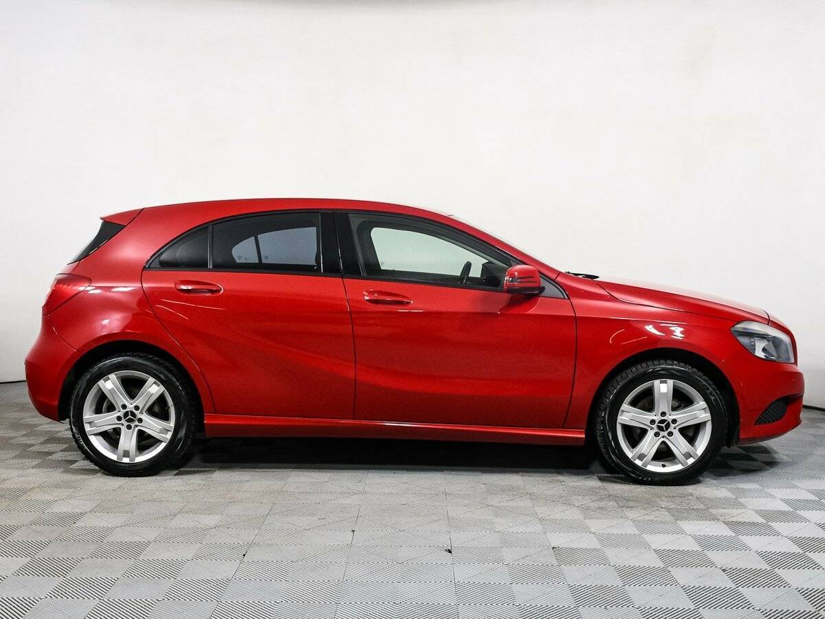 Mercedes-Benz A-Класс 180, 2013 - фото №4