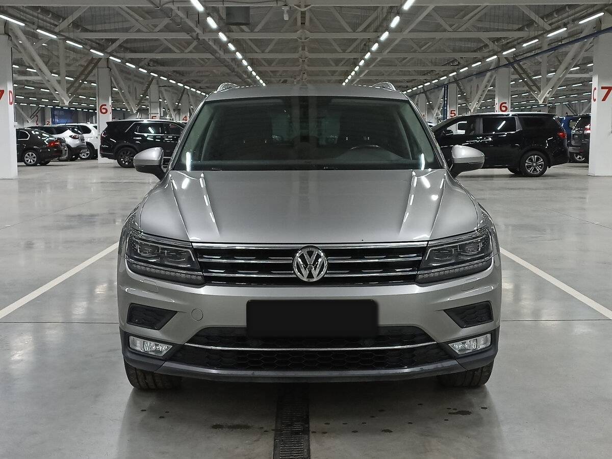 Volkswagen Tiguan, 2017 - фото №2