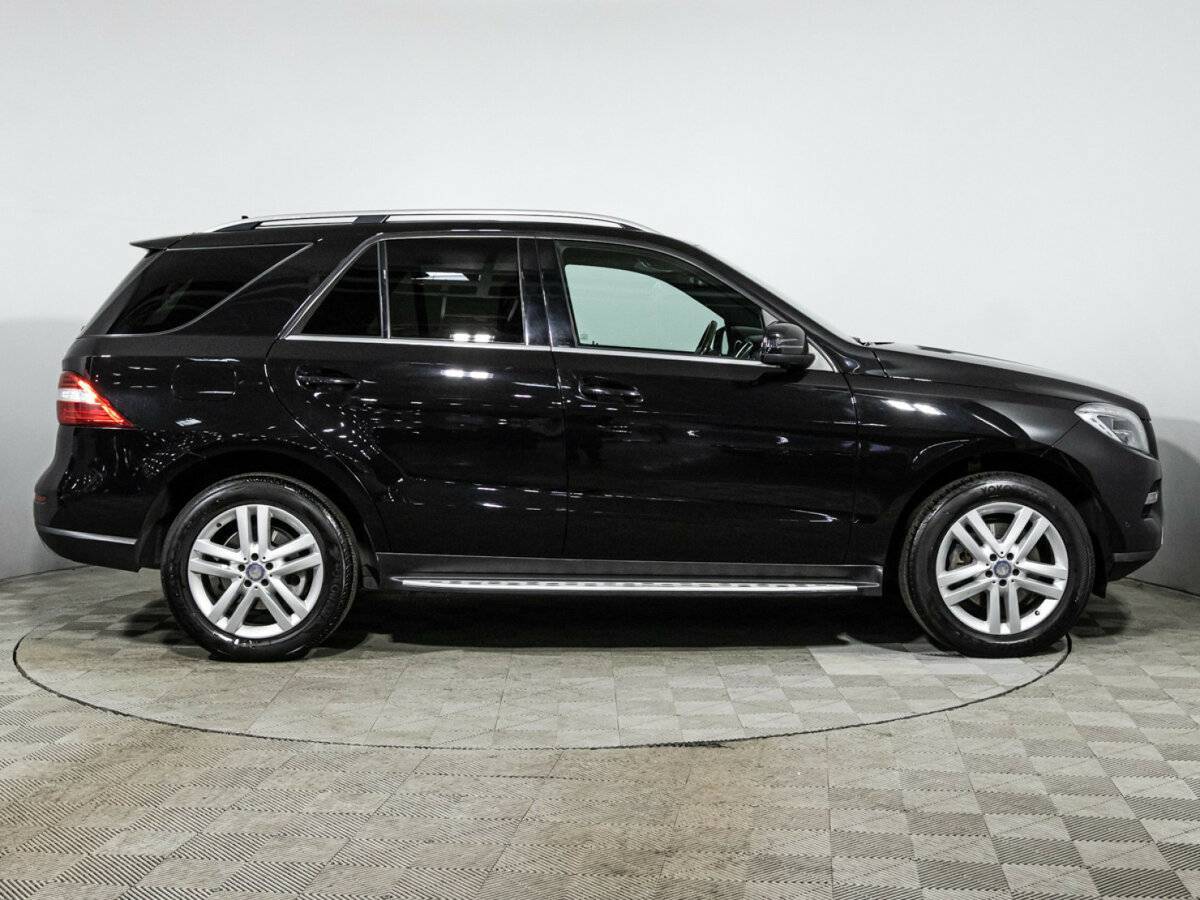 Mercedes-Benz M-Класс 350, 2012 - фото №4
