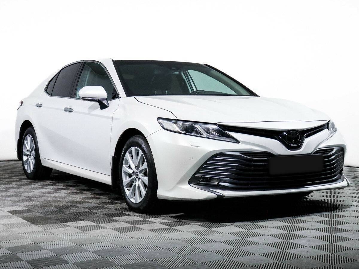Toyota Camry, 2021 - фото №3