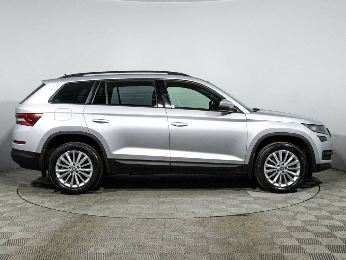 Skoda Kodiaq, 2020 - фото №4
