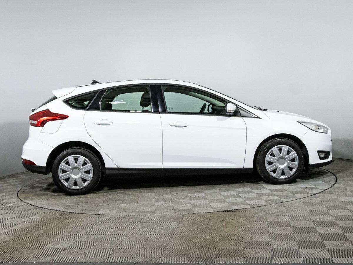 Ford Focus, 2018 - фото №4