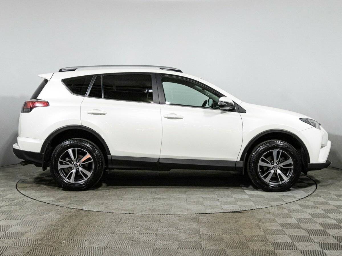 Toyota RAV4, 2017 - фото №4