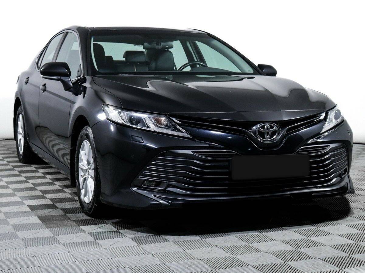 Toyota Camry, 2019 - фото №3