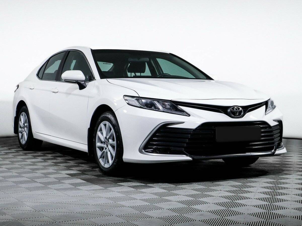Toyota Camry, 2021 - фото №3