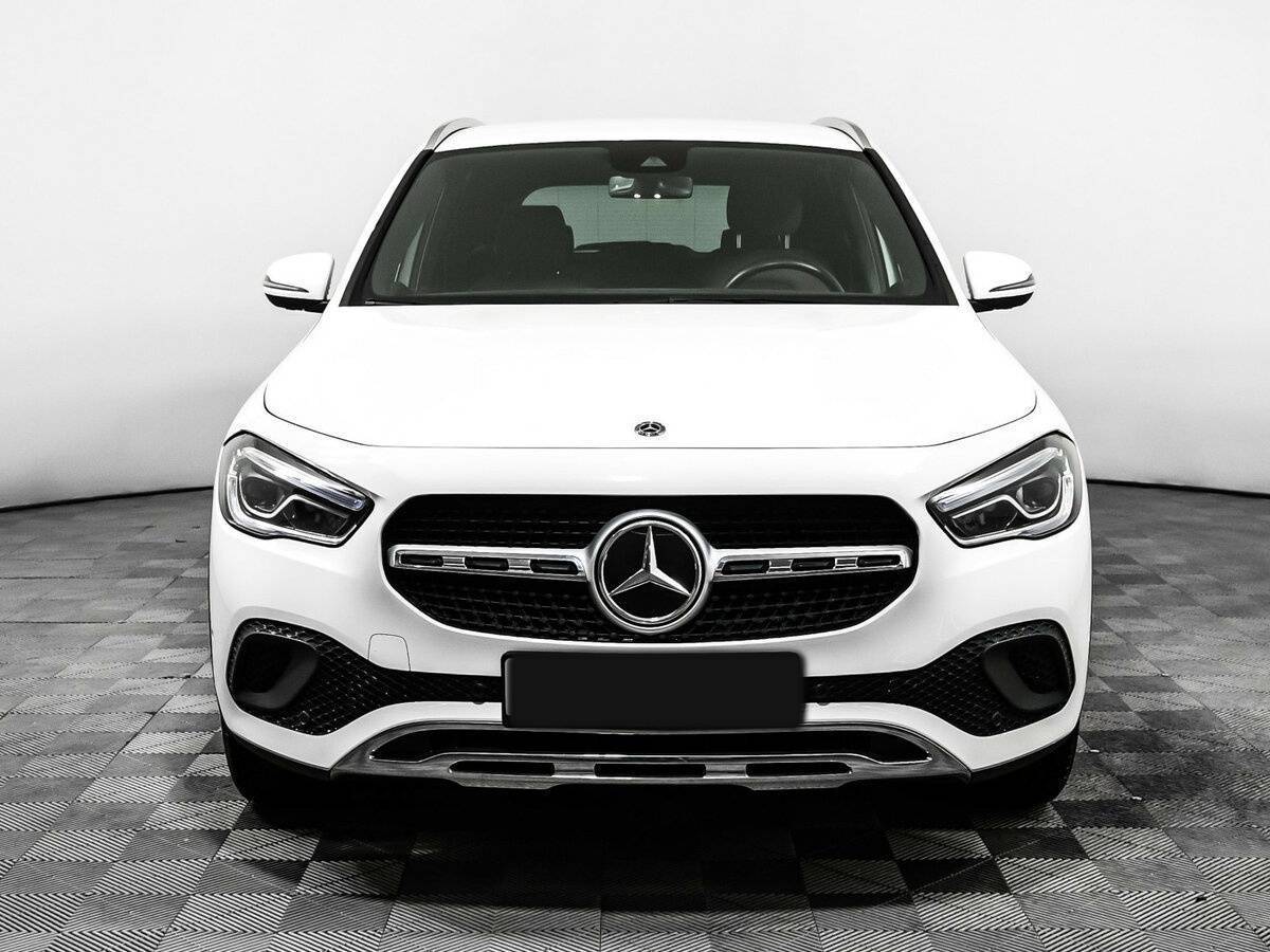 Mercedes-Benz GLA 200, 2020 - фото №2