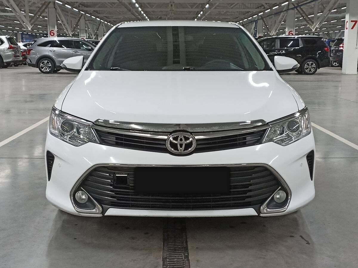 Toyota Camry, 2016 - фото №2