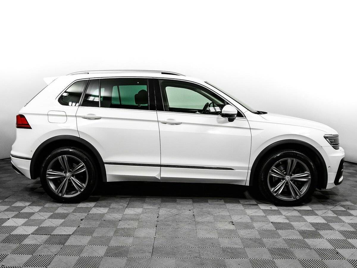Volkswagen Tiguan, 2018 - фото №4