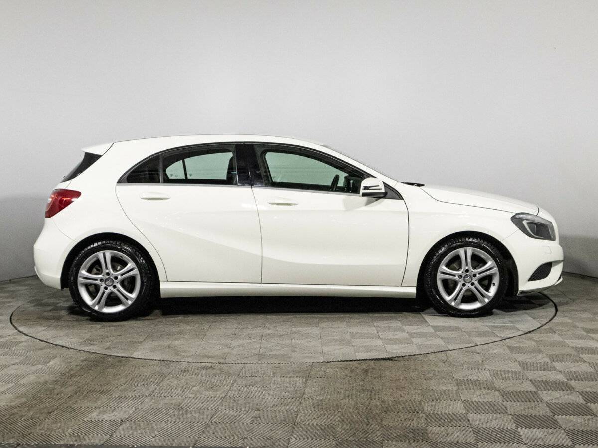 Mercedes-Benz A-Класс 180, 2013 - фото №4