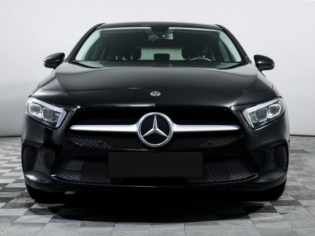 Mercedes-Benz A-Класс 200, 2020 - фото №2