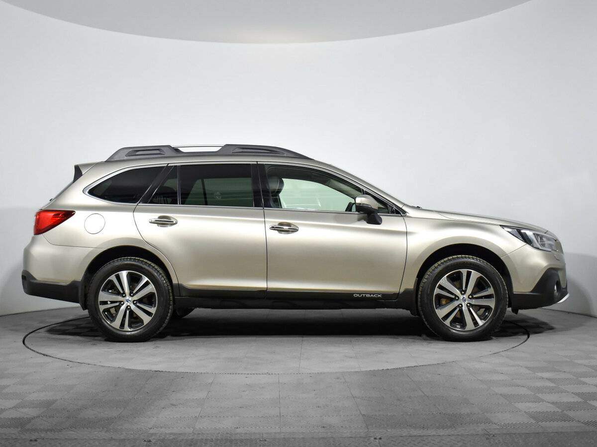 Subaru Outback, 2018 - фото №4