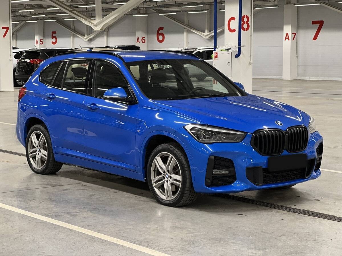 BMW X1 20i xDrive, 2019 - фото №3