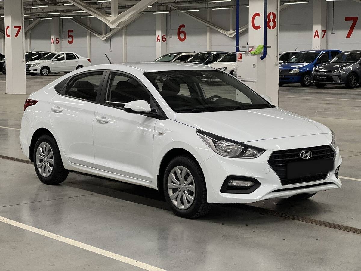 Hyundai Solaris, 2019 - фото №3