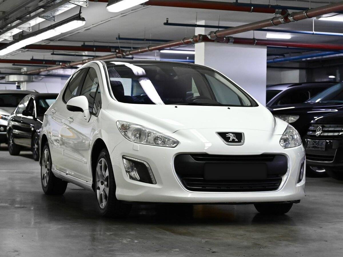 Peugeot 308, 2012 - фото №2