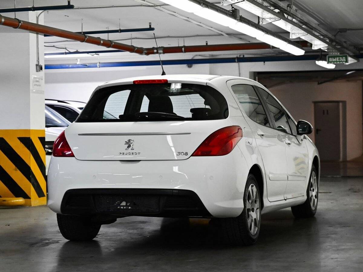 Peugeot 308, 2012 - фото №4