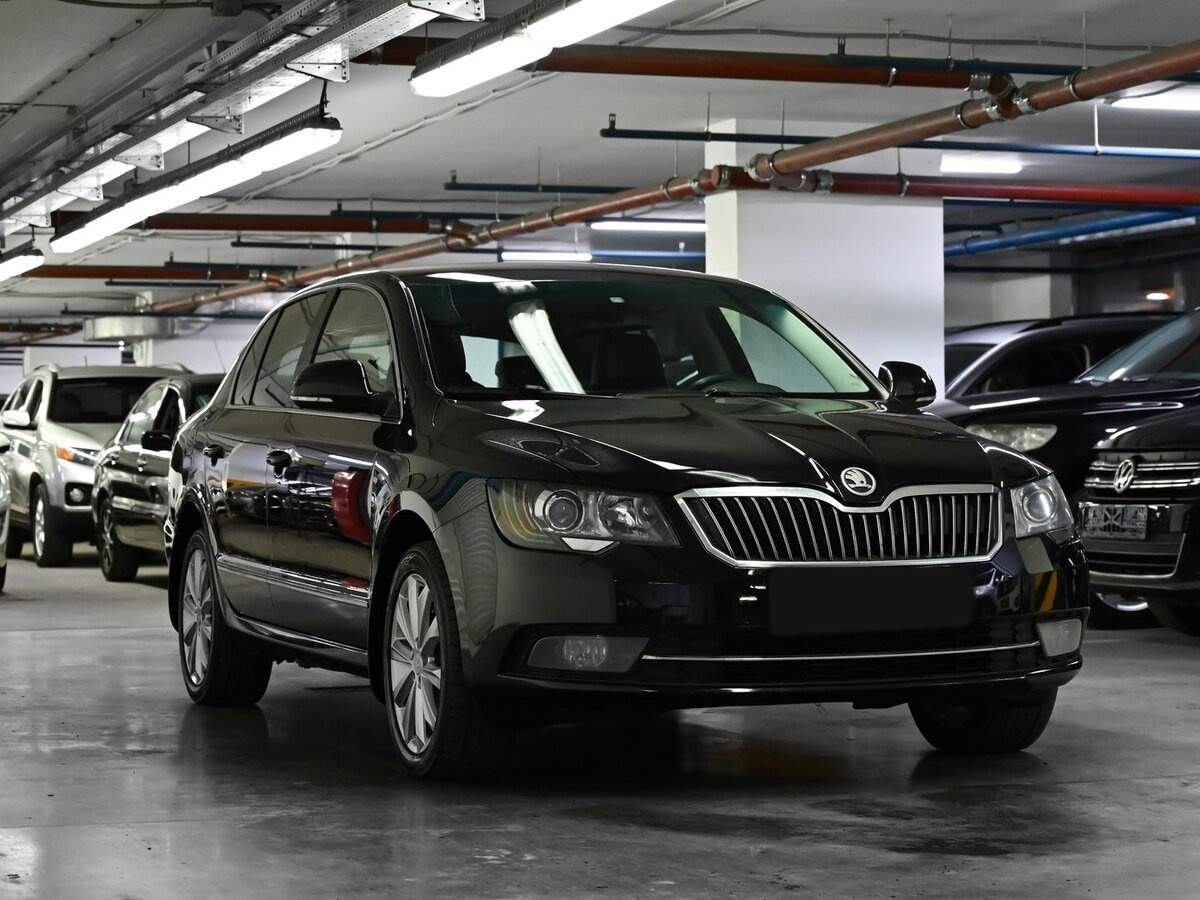 Skoda Superb DSG, 2013 - фото №2