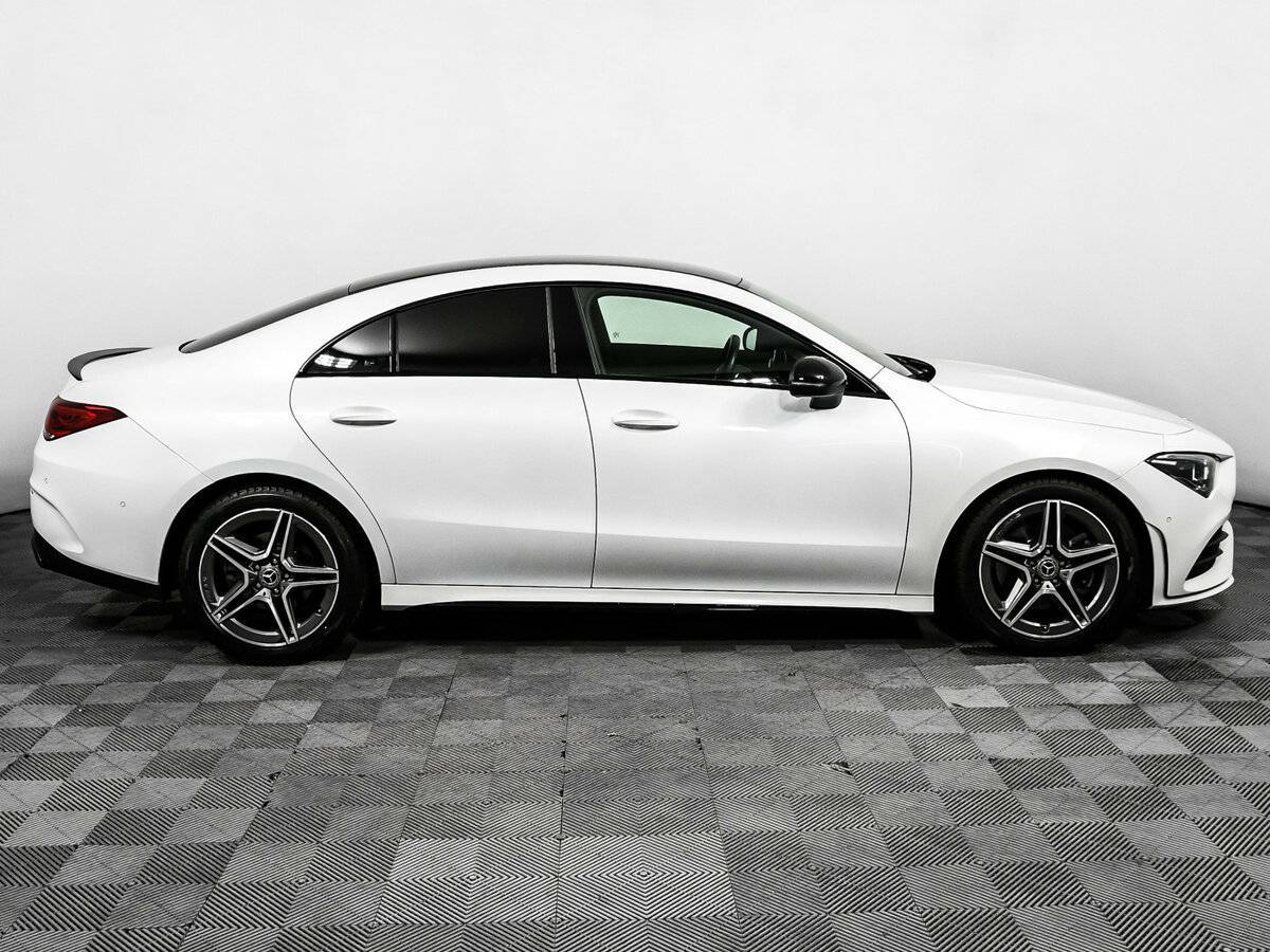 Mercedes-Benz CLA 200, 2020 - фото №4
