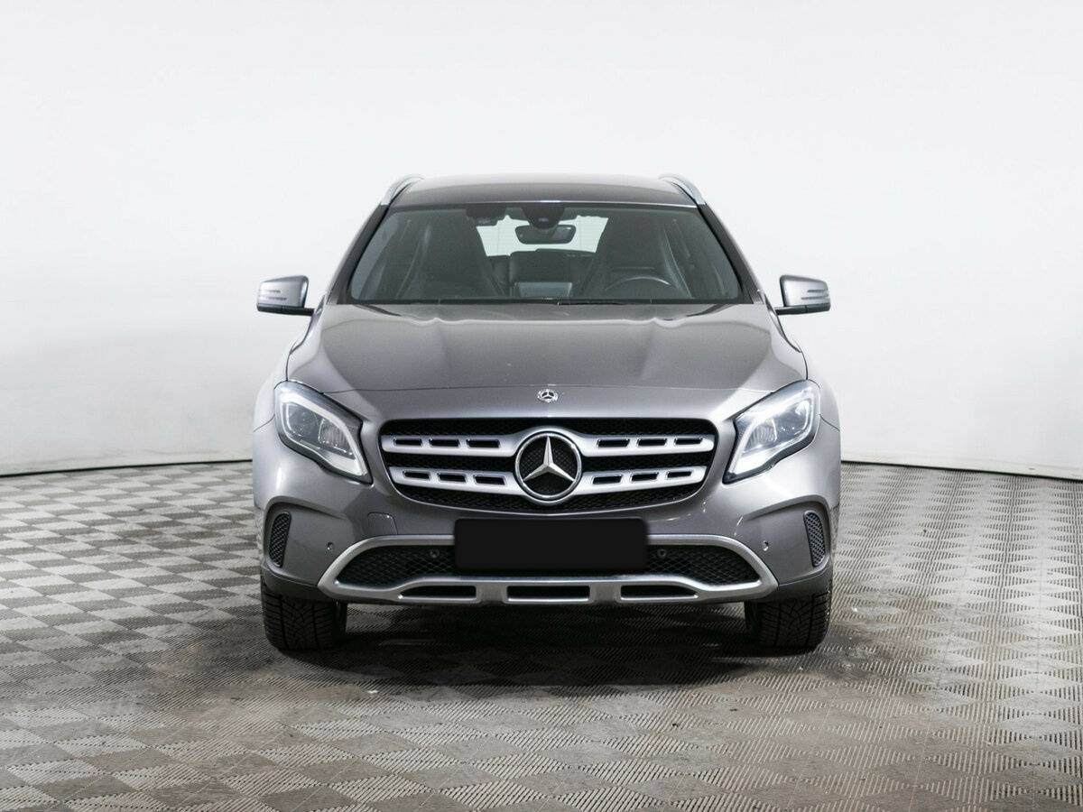 Mercedes-Benz GLA 200, 2019 - фото №2