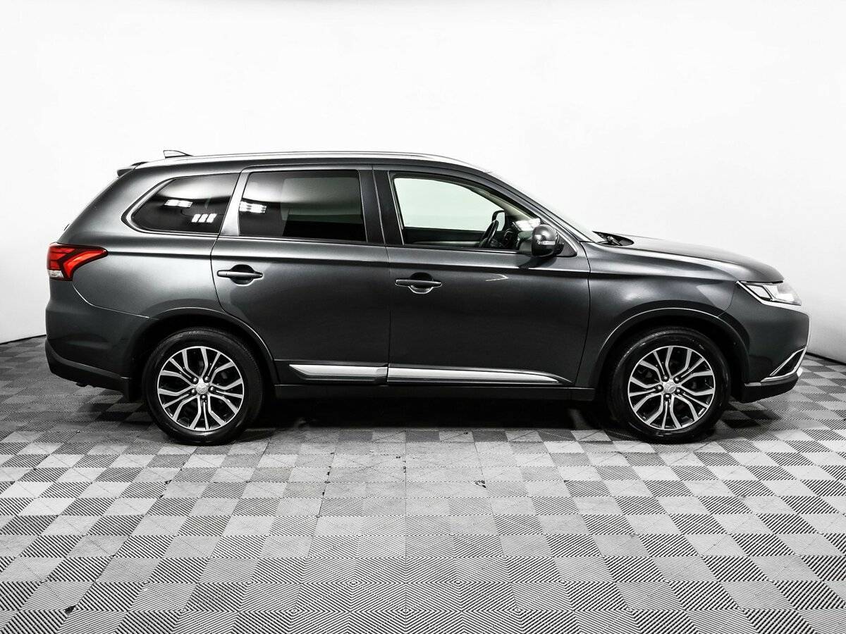 Mitsubishi Outlander, 2018 - фото №4