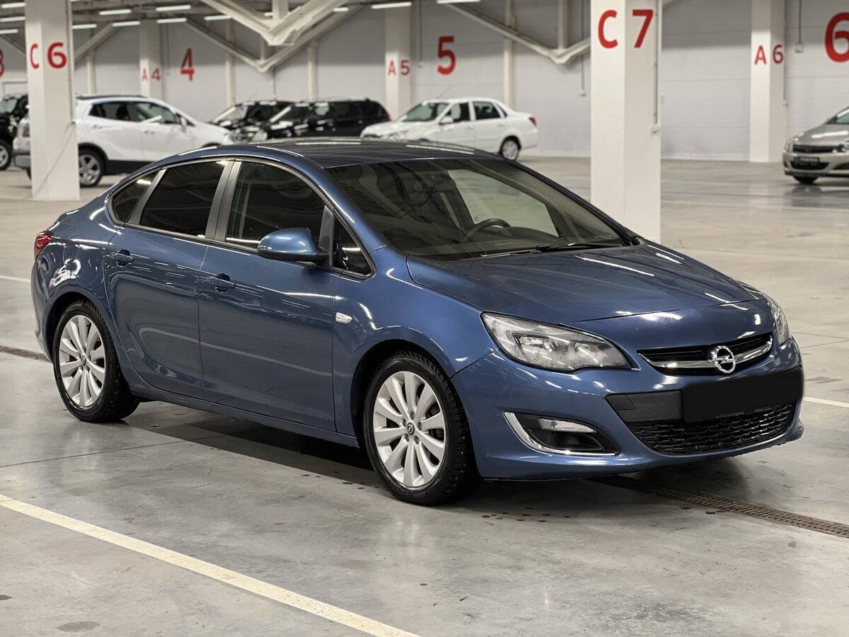 Opel Astra, 2013 - фото №3