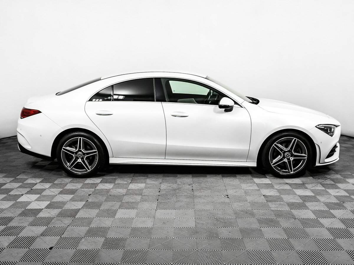 Mercedes-Benz CLA 200, 2020 - фото №4