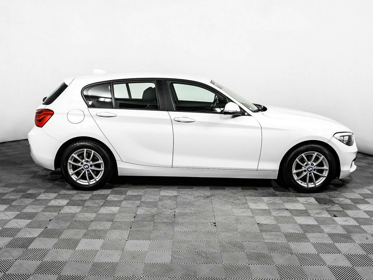 BMW 1 серии 118i, 2018 - фото №4