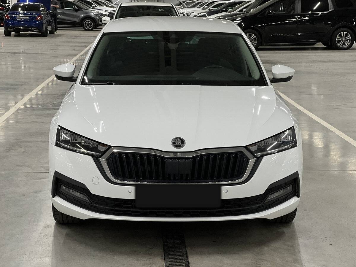 Skoda Octavia, 2020 - фото №2