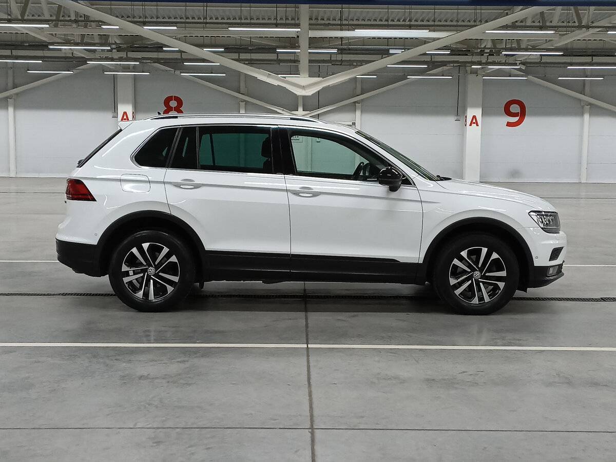 Volkswagen Tiguan, 2019 - фото №4