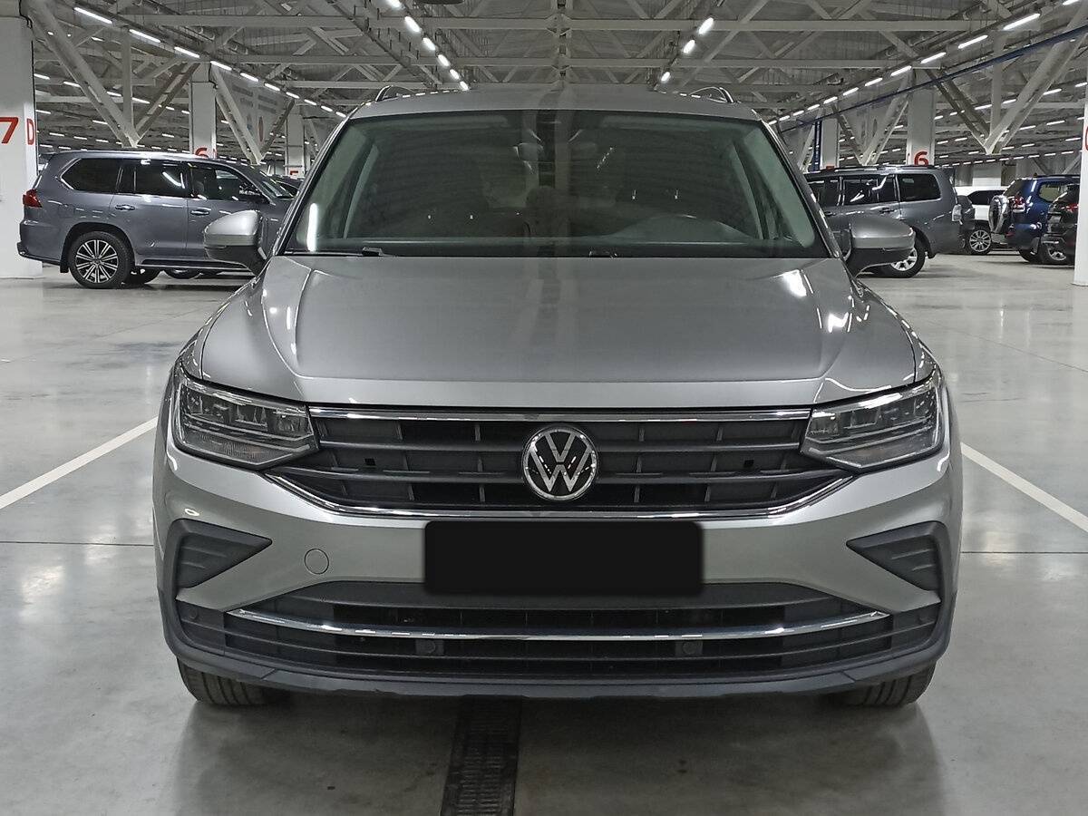 Volkswagen Tiguan, 2021 - фото №2