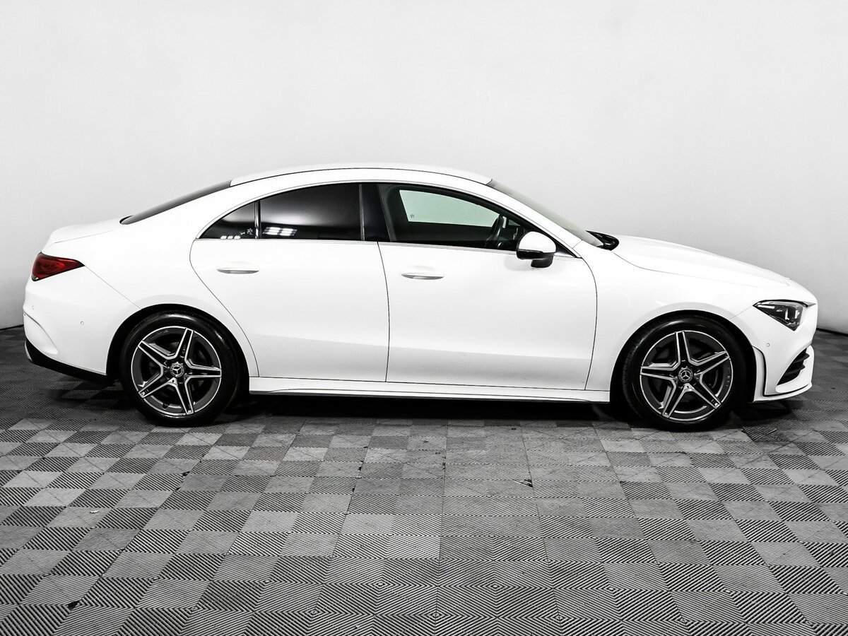Mercedes-Benz CLA 200, 2019 - фото №4
