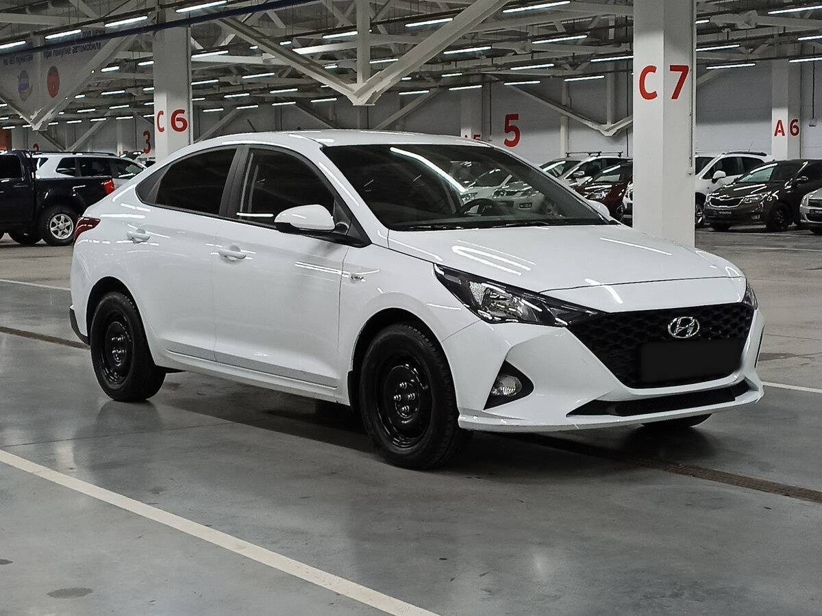 Hyundai Solaris, 2021 - фото №3